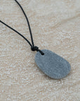 Unisex pendant with pebble