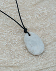 Unisex pendant with pebble