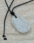 Unisex pendant with pebble