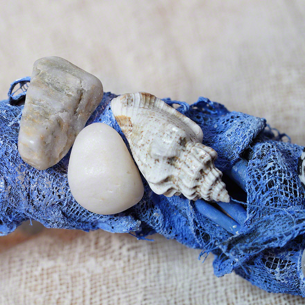 decorative seashell wreath