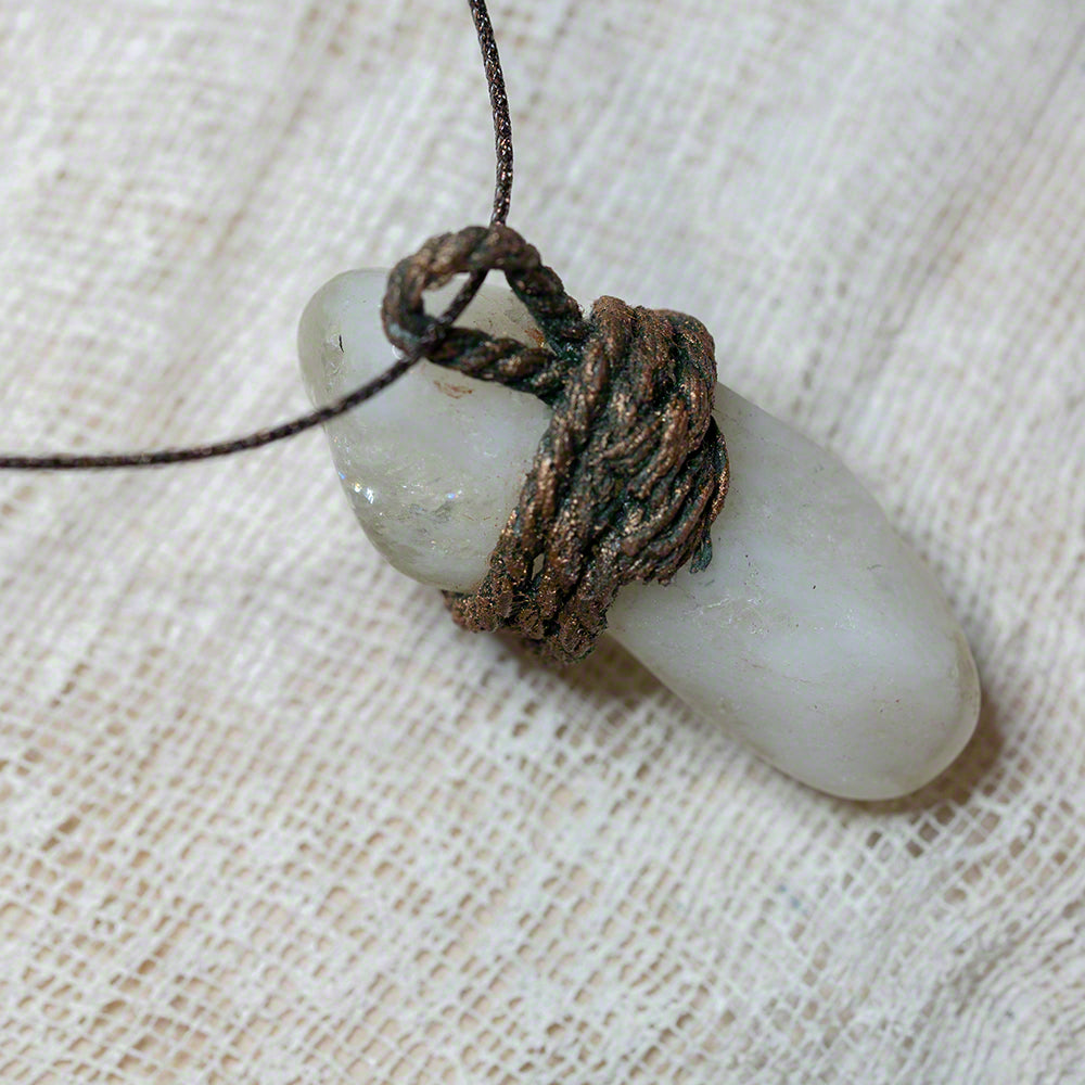 Κρεμαστό με άσπρο ημιδιάφανο αχάτη