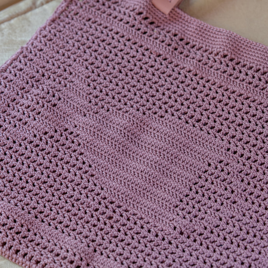 Handmade Crochet Tote Bag in Dusty Rose – A Touch of Kea Island Style