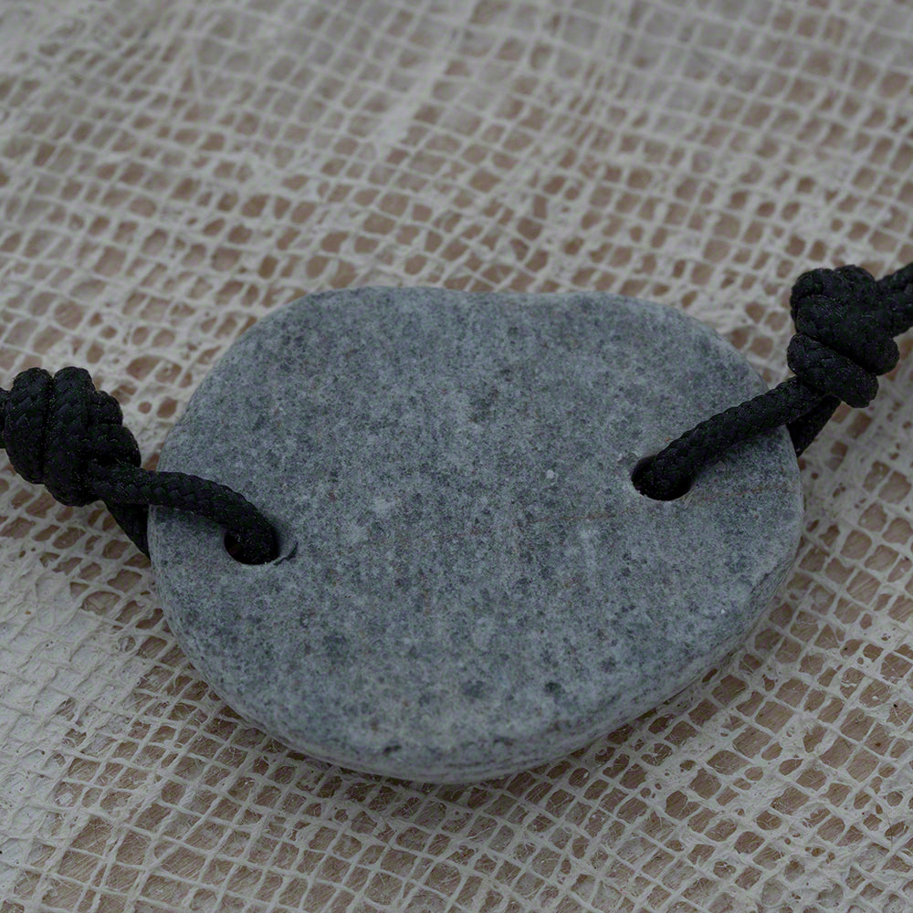Unisex bracelet with pebble