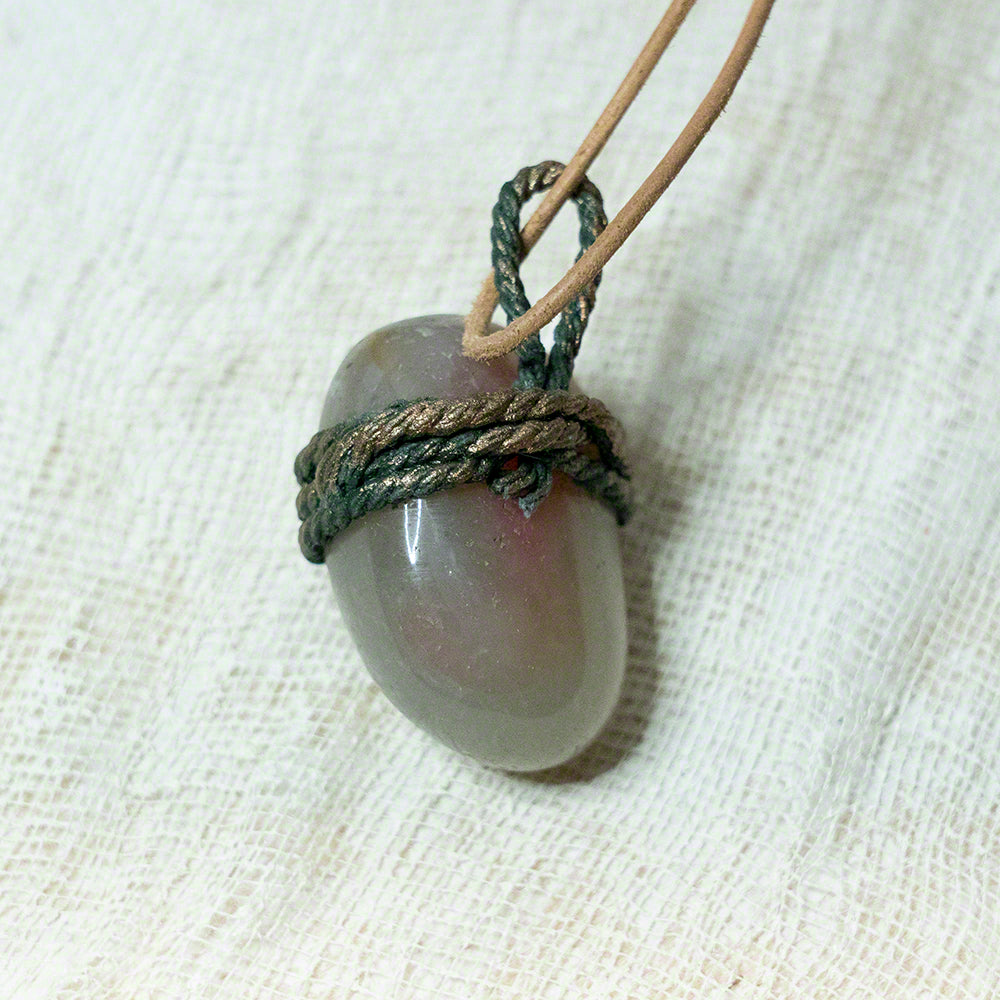 agate pendant